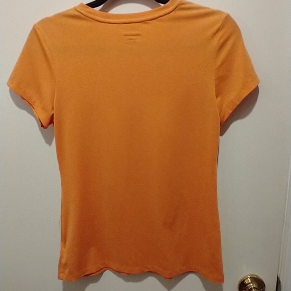 Reebok athletic orange shirt sleeve tee - Picture 3 of 3